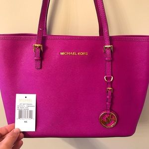Michael Kors Small Jet Set tote (Pomegranate)